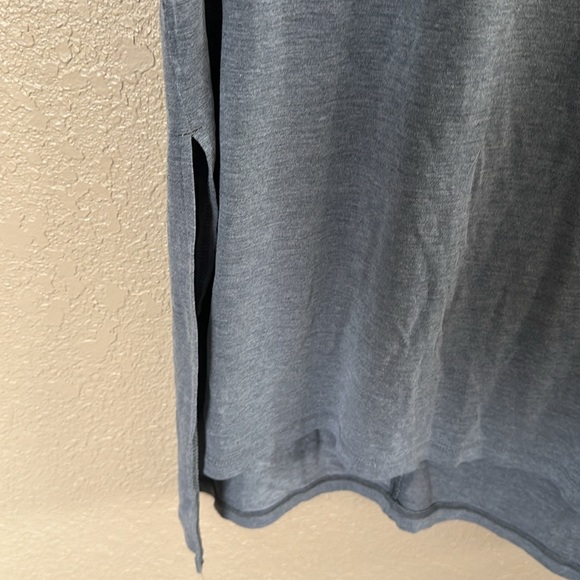 Athleta tank - Picture 3 of 3